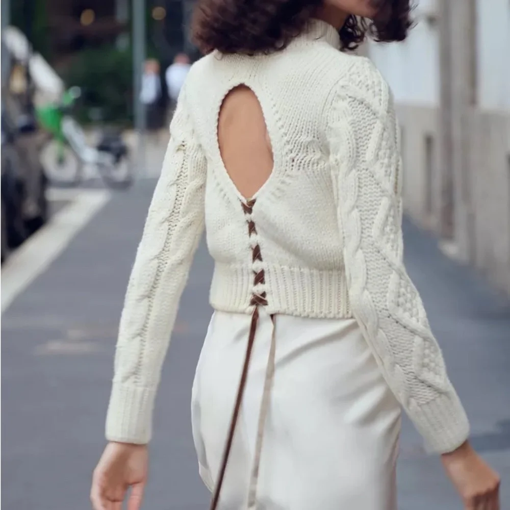 ZARA OPEN BACK CABLE KNIT SWEATER. Ivory. Size M